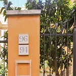 Πανσιόν Larissarooms