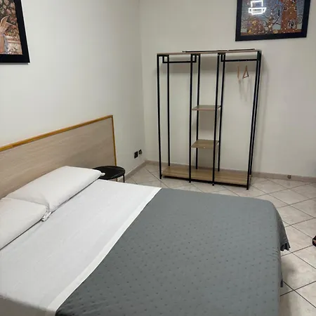 Larissarooms Πανσιόν *