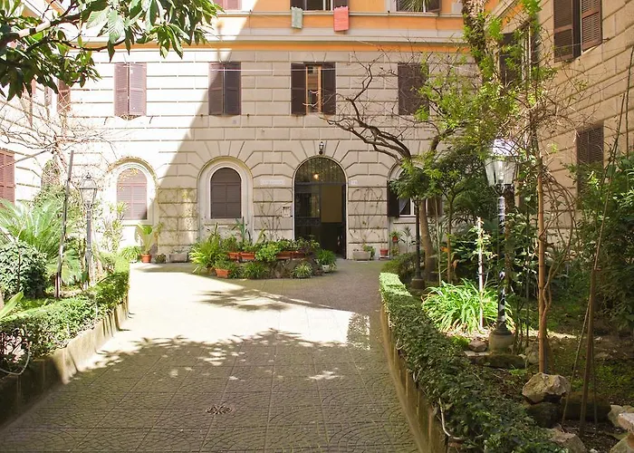 Larissarooms 招待所