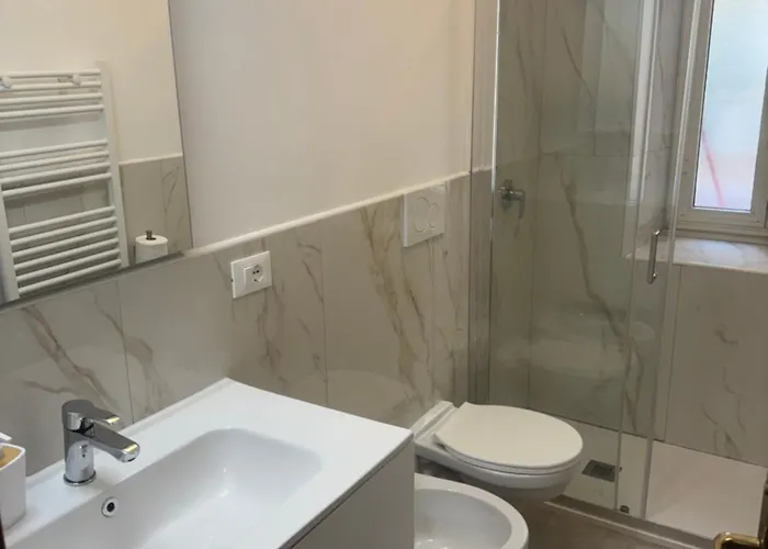 Larissarooms 招待所