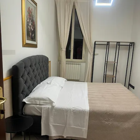 Larissarooms * Roma